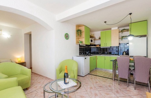 Cesarica Apartment | Apartments Paola - Studio Apartment with Terrace and Sea View