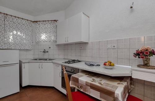 Bogomolje Apartment | Apartments Robinzon Milivoj (58971-A4) - Bogomolje