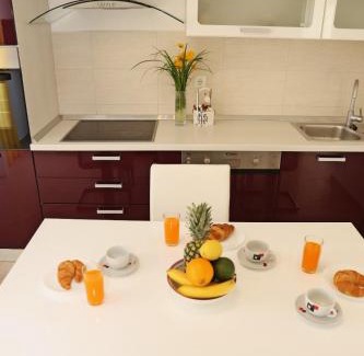 Cove Tri Zala (Zrnovo) Apartment | Apartments St.Anthony