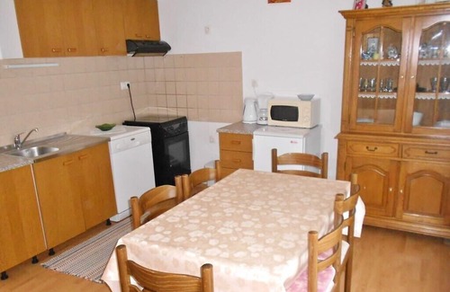 Kampor Apartment | Apartments Vesna, (14403), Kampor, Croatia