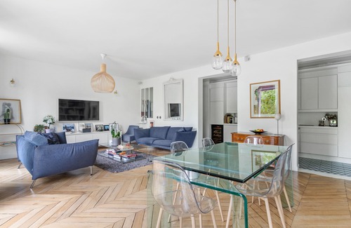 Ternes Apartment | Apartmentt by Arc de triomphe