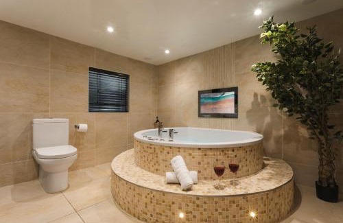 Bowness-on-Windermere Hotel | Aphrodites Group - Luxury Hot Tub Suites in Central Lake District!