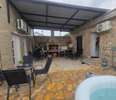 Zemunik Donji Apartment | App 2 Ville Adan