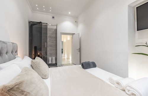 Rione II Trevi Apartment | App……… xxx