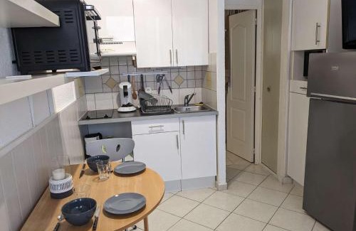 Leucate Apartment | Appart Studio 2 couchages PORT LEUCATE NATURISME PL010-732
