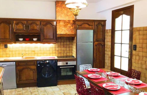 Lourdes Apartment | Appart T6 140 m2 clim, parking ,proche Sanctuaire