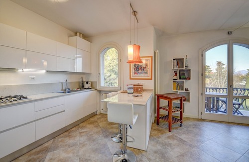 Peschiera del Garda Apartment | Appartamento Benaco