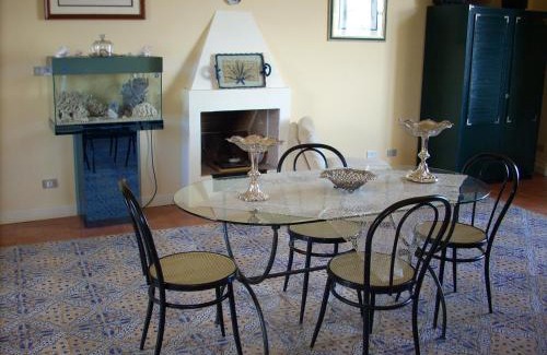 Milazzo House | Appartamenti di Villa Elizabeth A1 4 posti letto