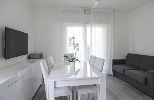 Milano Marittima Apartment | Appartamenti Federica 12T
