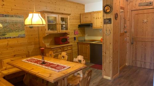 Quartiere XXIV Don Bosco Apartment | Appartamento Stella Alpina con sauna piscina palestra e posto auto