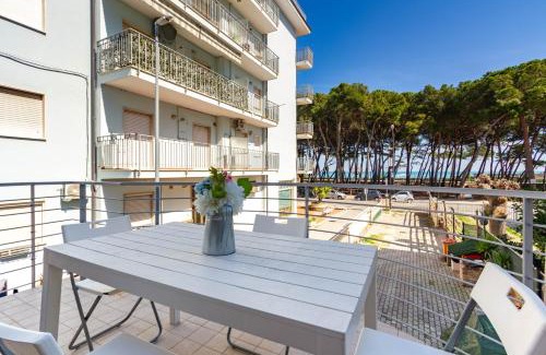 Alba Adriatica Apartment | Appartamento Timone Trilo Vista Mare - MyHo Casa