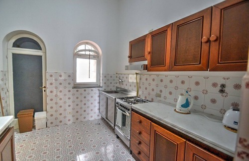 Ravello House | Appartamento Ulisse D: A graceful apartment situated in a quiet location, a few minutes from the town center.