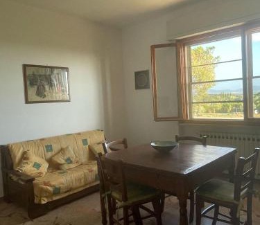 Castagneto Carducci Apartment | Appartamento Villa Caprareccia