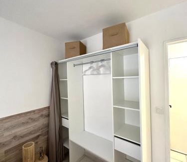 Port-Saint-Louis-du-Rhone Apartment | Appartement