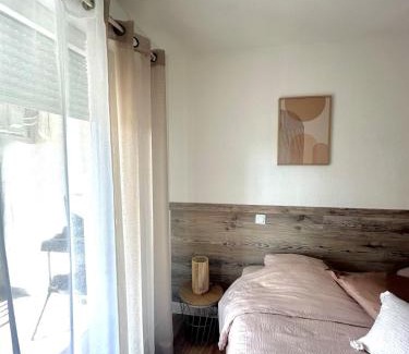 Port-Saint-Louis-du-Rhone Apartment | Appartement