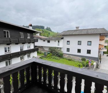 Hopfgarten Markt Apartment | Appartements Gasthof Traube Top 4