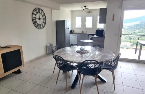 Banyuls-sur-Mer Apartment | Appartement 3 pièces avec Terrasse, Garage et WiFi - FR-1-309-459