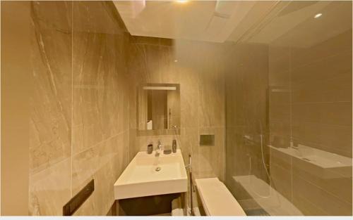 Oulad Khallouf Apartment | Appartement chic Menara Mall piscine Rooftop