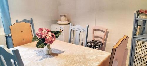 Pouxeux Apartment | Appartement confortable Pouxeux/70 m²/superbe jardin