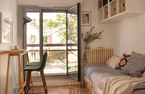 Parc-de-Montsouris Apartment | Appartement cosy à deux pas de la Cité Universitaire, accès direct RER B depuis l'aéroport, animaux acceptés