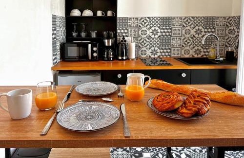Gambetta Apartment | Appartement entier neuf avec balcon privé - Centre Montpellier