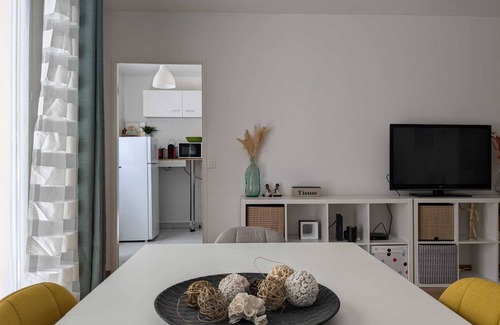 Bussy-Saint-Georges Apartment | Appartement F3 à 13 Minutes de Disneyland