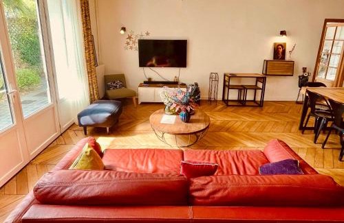 Le Parc Saint-Maur Apartment | Appartement de charme en bords de Marne