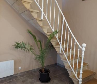 Theize Apartment | Appartement Jarnioux - Les Meublés des Pierres Dorées