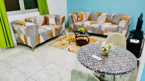 Douala Apartment | Appartement Meublé Bonamoussadi Douala