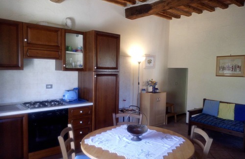 Pescia Apartment | Appartement op een Prachtig Landgoed bij Pescia/lucca
