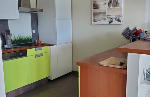 Dinard Apartment | Appartement Résidentiel, 60m2, 200m Plage du Port Blanc, Calme