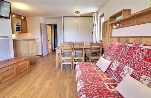 La Perriere Apartment | Appartement skis aux pieds à La Tania - 6 pers, 2 pièces cabine, balcon, proche commerces, navette - FR-1-182A-11