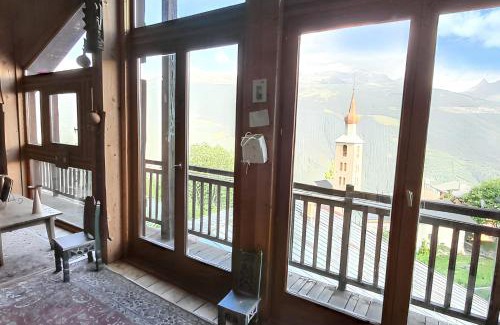 Les Chapelles Apartment | Appartement spacieux aux Chapelles avec vue sur montagne