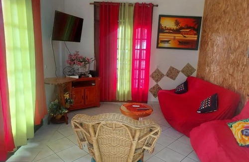 Grand-Bourg Apartment | Appartement spacieux à Grand-Bourg de 90 m²
