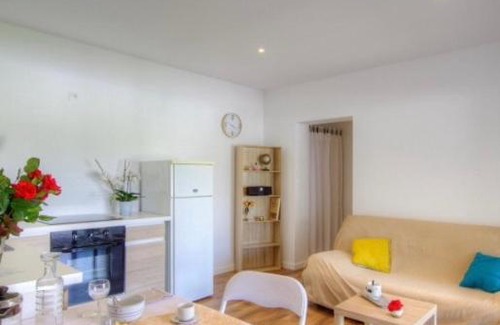 Afa Apartment | Appartement tranquille en bas de villa
