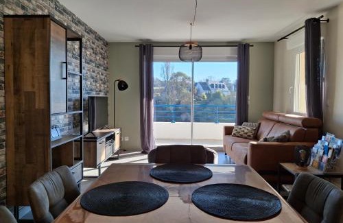 Pleneuf-Val-Andre Apartment | Appartement vue étang et port de Dahouët