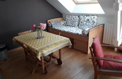 Larmor-Plage Apartment | Appartement vue mer avec piscine intérieure