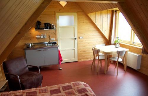 It Heidenskip House | Appartementen en Vakantiehuisje Ursula