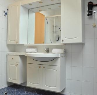 Podersdorf am See Apartment | Appartmenthaus Rosenhof