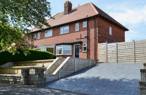 Scarborough House | Apple Tree House