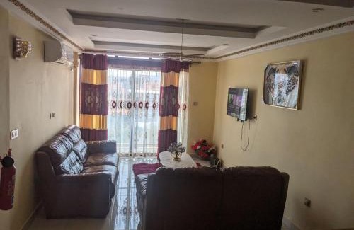 Yaounde Hotel | Applegate Hotel