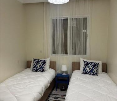 Settat Apartment | Apprt 2min de la Gare,Wi-Fi Fibre, Netflix ,PS4