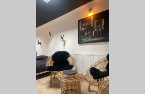 Amfreville-la-Mi-Voie Apartment | Apt 35 m2 Baignoire Balnéo terrasse privée