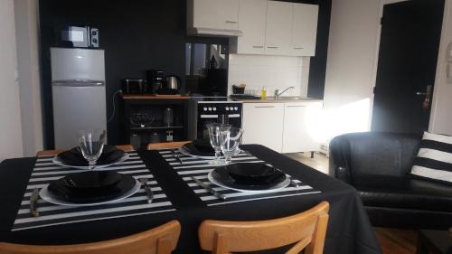 Cambrai Apartment | Apt 6 du Temple 2 chambres & Parking