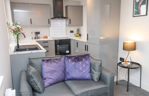 Bridlington Cottage | APT 9 @ HUNTER'S QUAY, pet friendly, with a garden in Bridlington