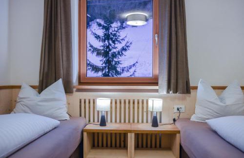 Santa Cristina Val Gardena Apartment | Apt Emil - Haus Kostner