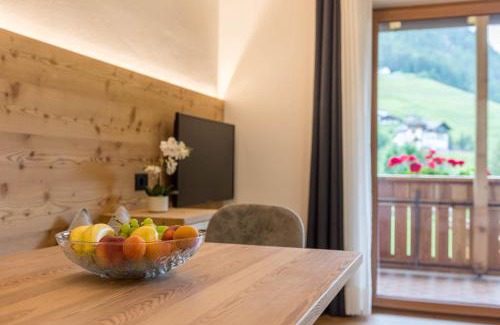 Santa Cristina Val Gardena Apartment | Apt Mirko - Haus Kostner