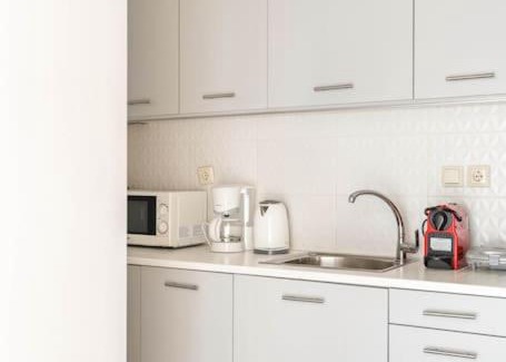 Makrigianni Apartment | Apt w/View of OlympusZeusTemple/4BEDR-3BATH-2KITC