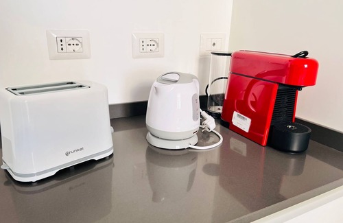 Marsala Apartment | Aqua Claudia Two-Bedroom Apartment facing the Aurelian Walls