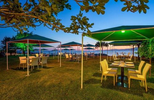 Burhaniye Hotel | Aqua Nina Hotel